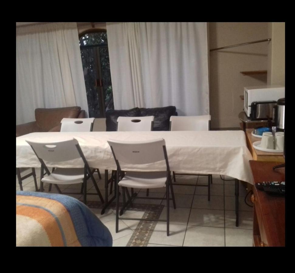 Ciudad De Mexico Unam Guest House Casa De Huespedes Экстерьер фото